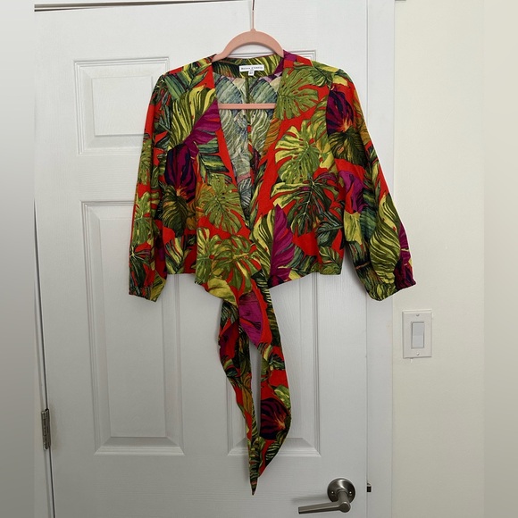 Linen-blend wrap top - Picture 3 of 4